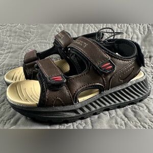 Thereabouts Toddler Boys Brown Lil Gulf Velcro Strap Sandals NWT Toddler Boys 6